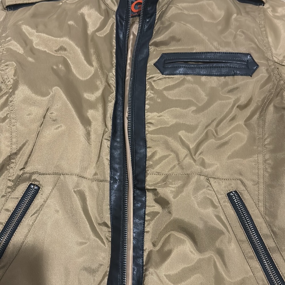 Men’s Jacket - Picture 3 of 8
